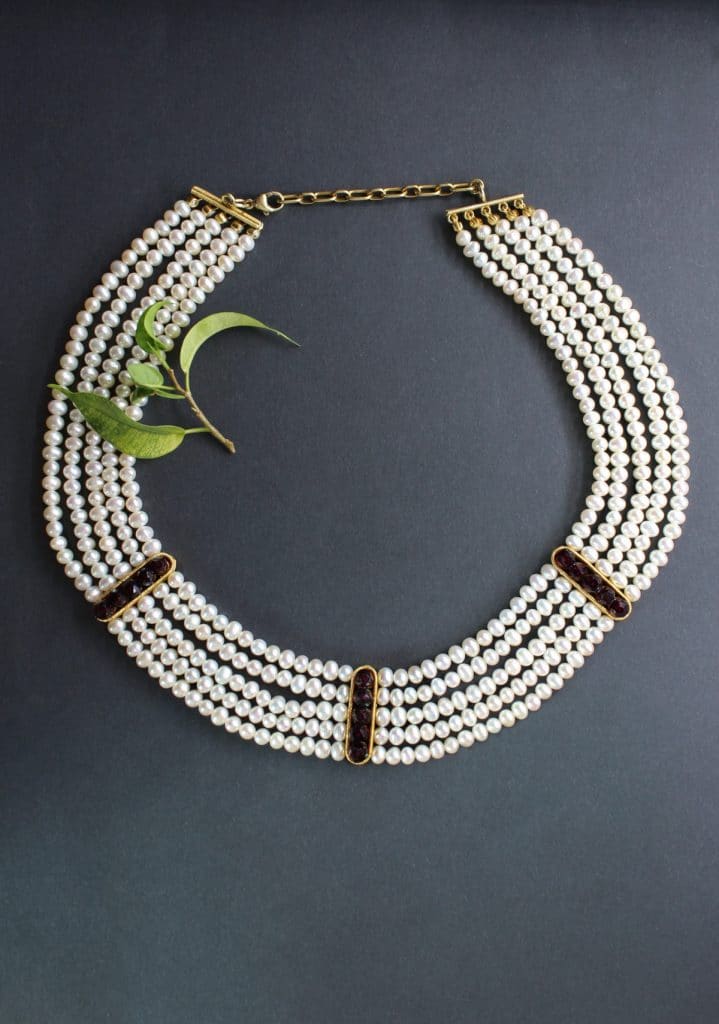 Trachtenschmuck für Hochzeit: 5 reihiges Perlencollier mit Granat