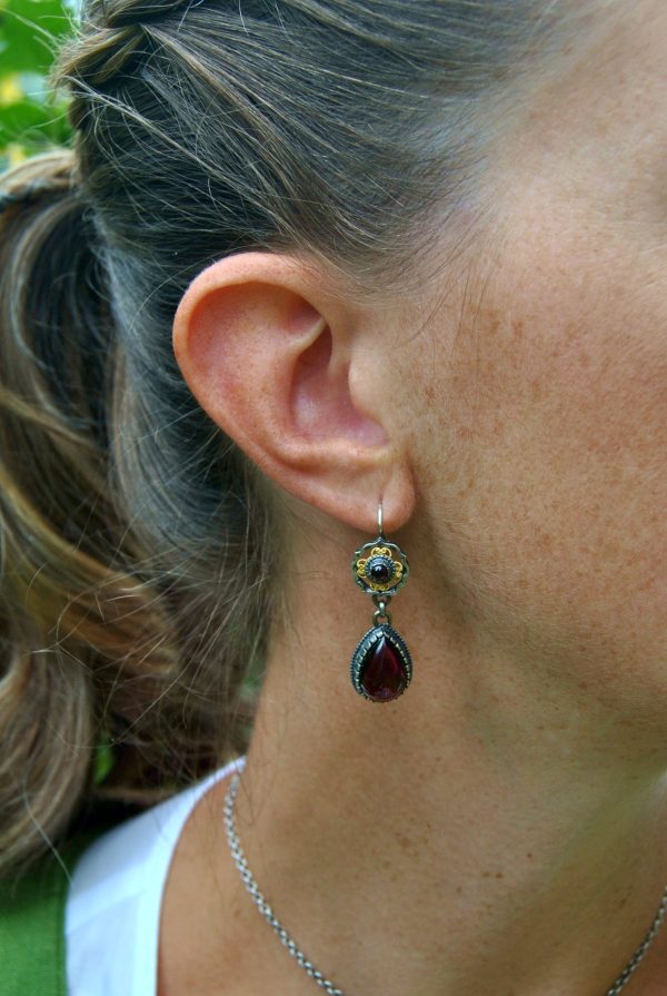 Dirndlschmuck Ohrringe Fiona mit Granat