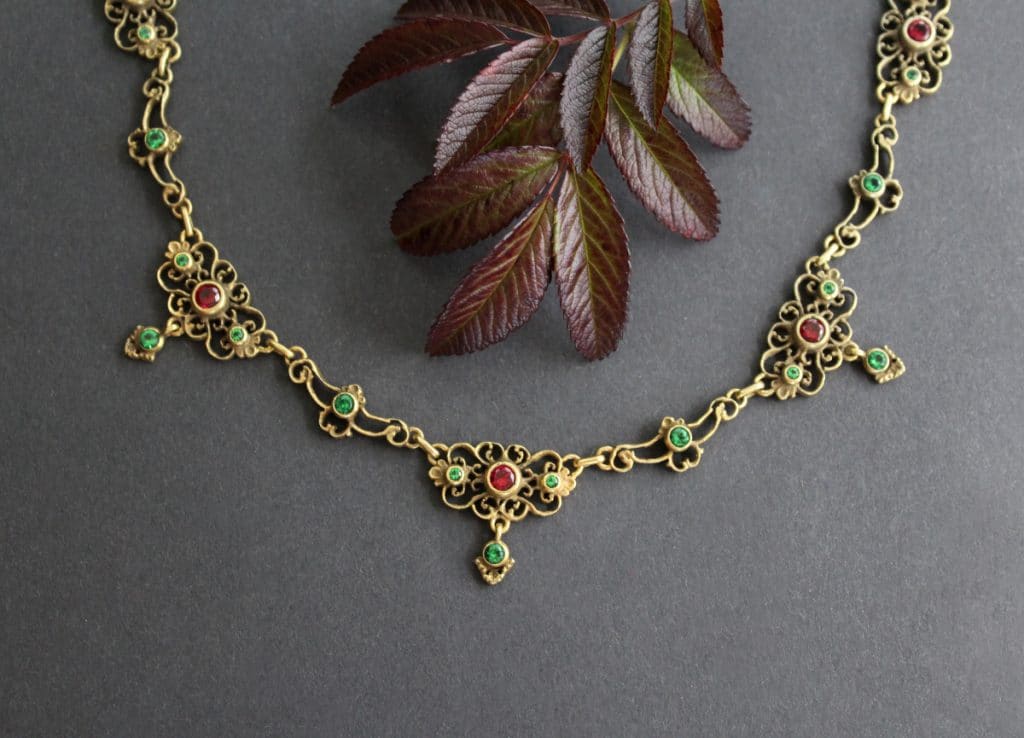 Elegantes Trachtenschmuck Collier in Altsilber vergoldet, mehrteilig